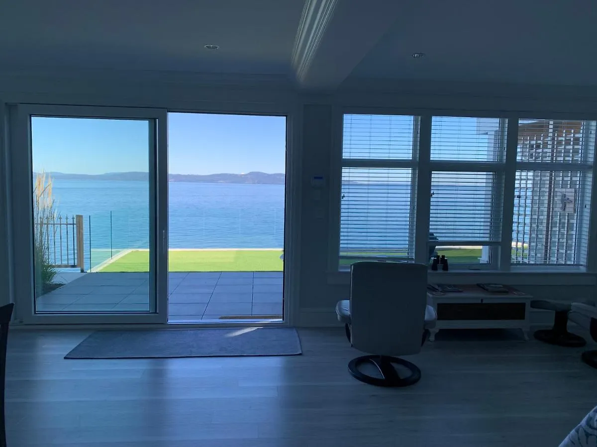 Ocean Front Private Suite 빅토리아 0*,  캐나다